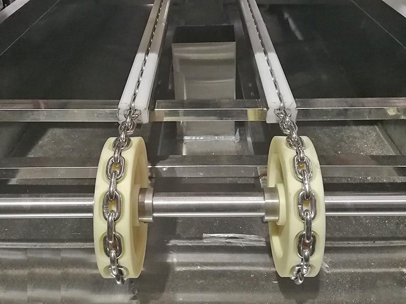 高分子導(dǎo)軌不銹鋼鉸鏈輸送系統(tǒng).jpg