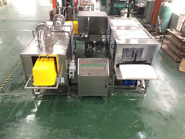 U型洗箱機
