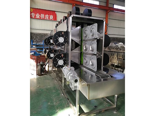 立式汽車配件模具盒清洗風(fēng)干機(jī)