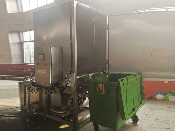 全自動大型醫(yī)療廢物箱箱清洗消毒機