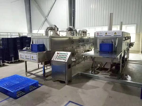 U型醫(yī)療廢物箱清洗消毒烘干機