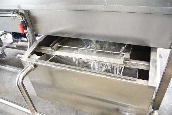 托盤清洗機(jī).jpg